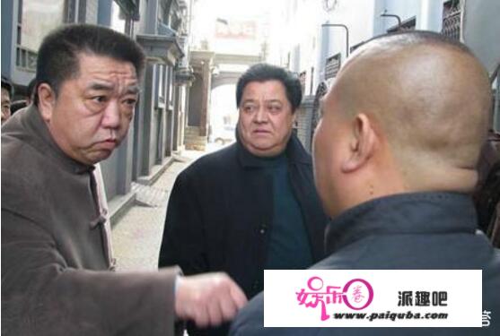 北京相声俱乐部能跟德云社相抗衡吗？你怎么看？