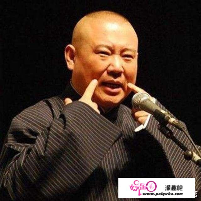 大年初二央视新春曲艺大联欢，何云伟丢掉“云”字成曲艺名家，你如何评价？