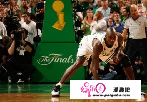 有人说08年NBA“黄绿”大战时，绿凯取得冠军的原因主要是加内特打爆了加索尔，是这样吗？