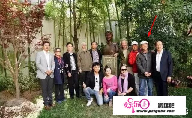 达式常现状若何？他演的《人到中年》很传染人，此中一句词“我愿做长青藤”？