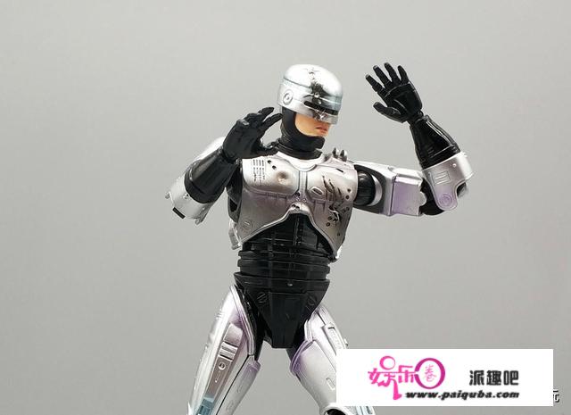 模玩机设：CC机设系列 铁甲科幻之先驱 MAFEX 机械战警