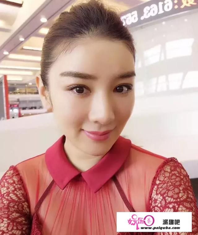 “消费”女儿和曾患癌的父亲，黄奕引争议，她是真性情还是太傻？