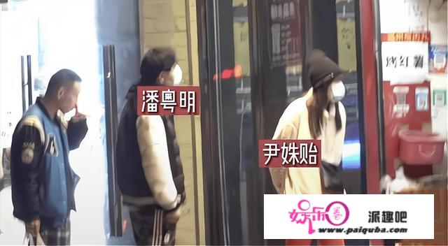 董洁带儿子现身机场！12岁顶顶个头将超妈妈，眉眼清冷酷似潘粤明