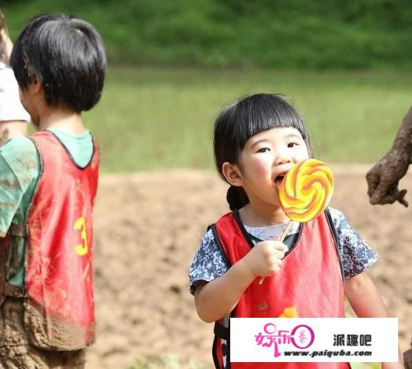 曹格晒Joe近照，12岁已长小胡子，碰脸易烊千玺颜值高