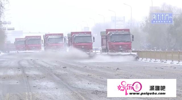 大风暴雪侵袭！救援十万火急！房顶间接被压垮，那里积雪创70年纪录