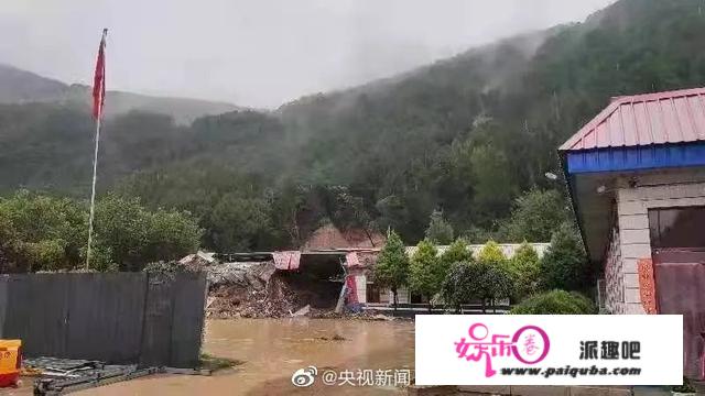 暴雨侵袭多地成灾！上万人被转移、火车连同铁轨悬空、平遥古城有坍塌...