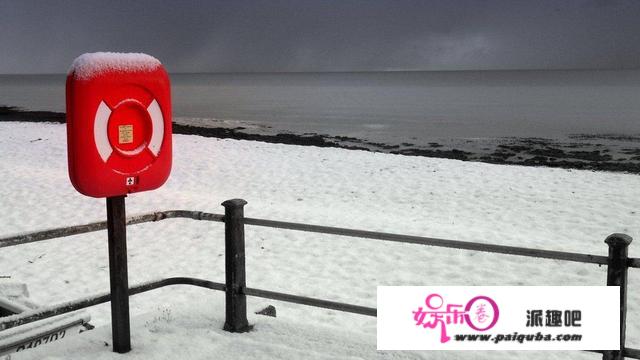 风暴“达西”袭击英国部门地域 带来降温、降雪及大风气候