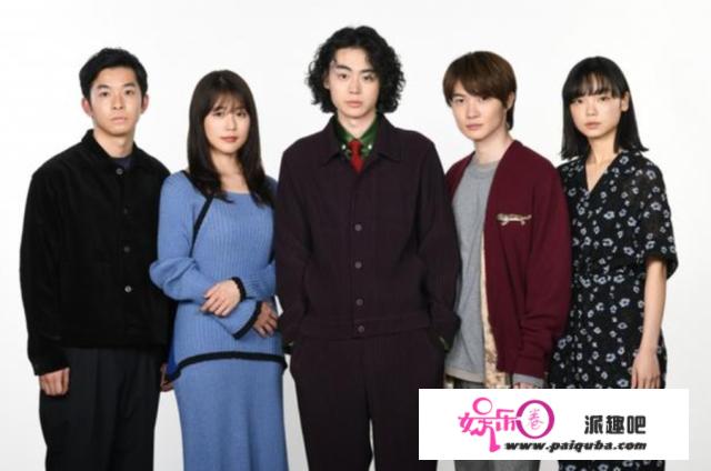 豆瓣8.4：有村架纯主演的片子《花束般的爱情》票房超1.8亿