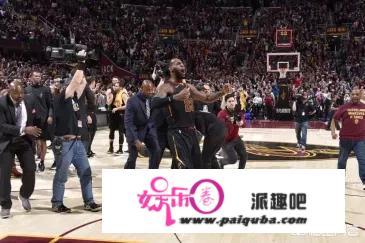 印象里，你看过的直播中NBA最出色的绝杀是什么